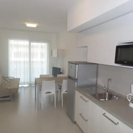 Charming With A Rooftop Pool Bibione