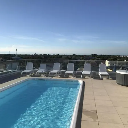 Charming With A Rooftop Pool Apartment Bibione